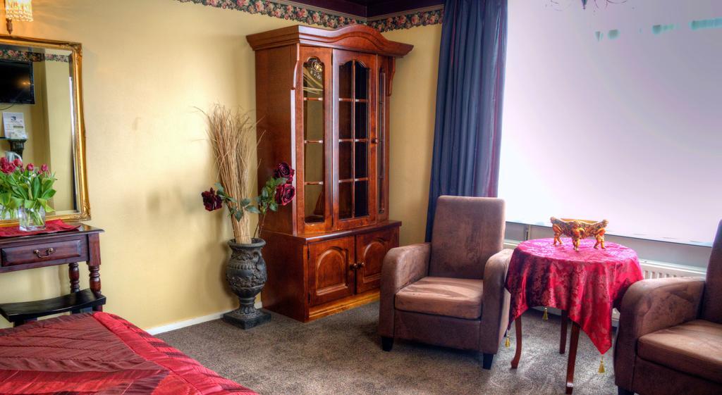Pension & Spa De Watertoren Зандфорт Номер фото