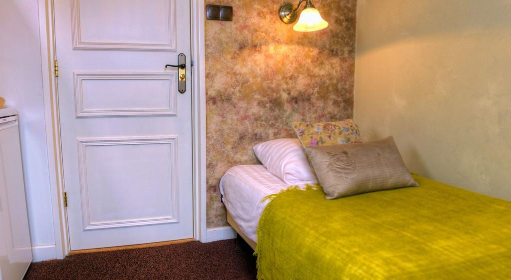 Pension & Spa De Watertoren Зандфорт Номер фото